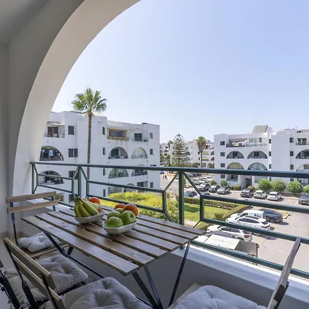 #413 Charming 1br Salgados,